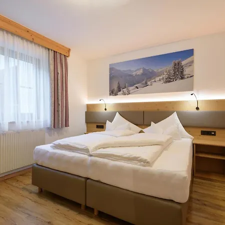 Strolz Oda ve Kahvaltı Sankt Anton am Arlberg